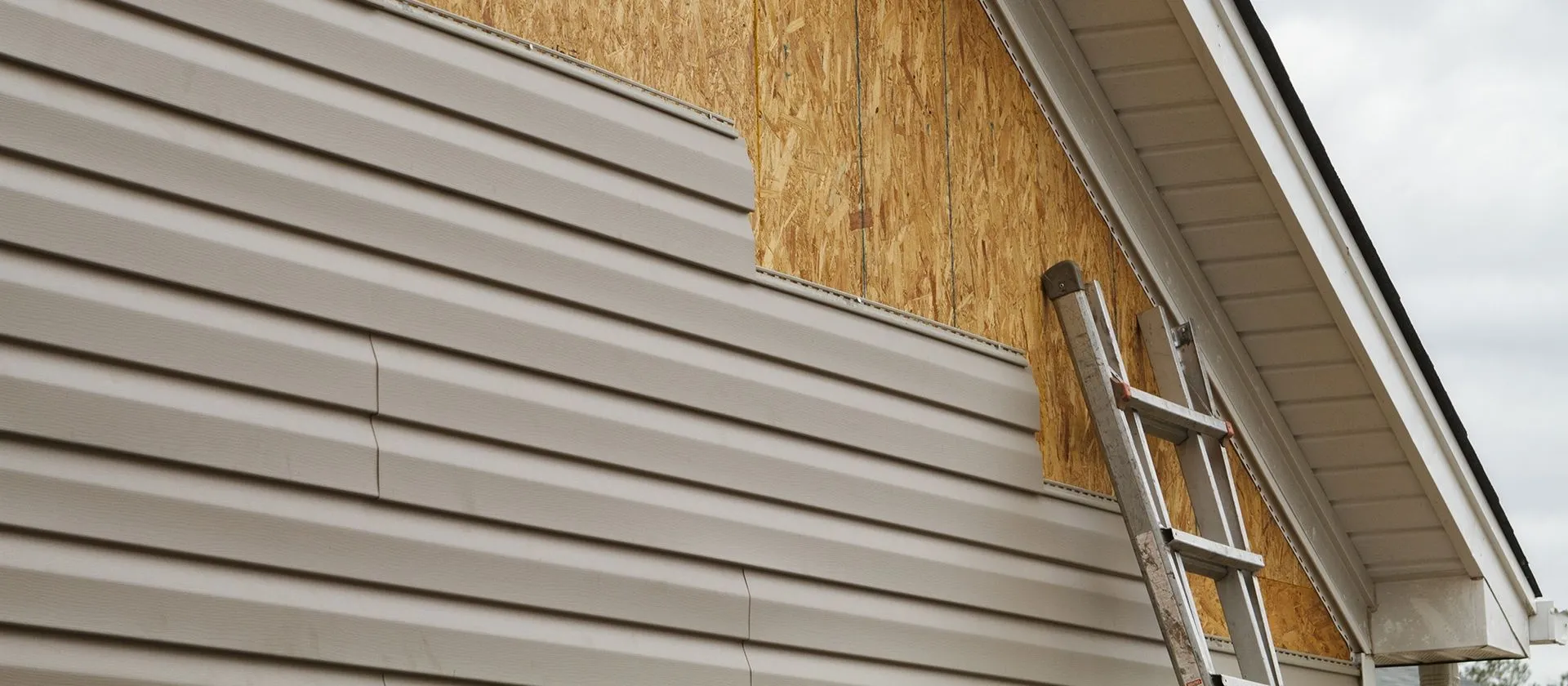 siding for homeowners near akron 1920w